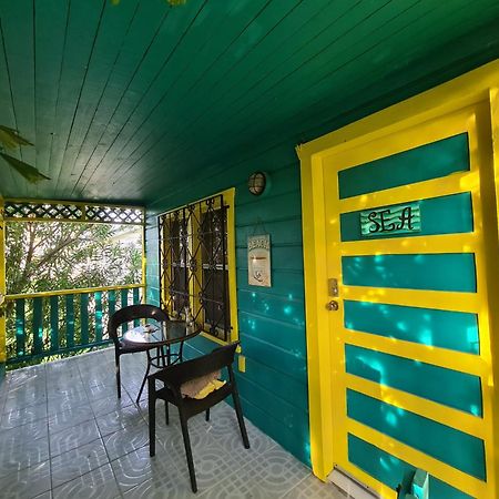 Yocamatsu Bed & Breakfast Кайе Колкер Екстериор снимка
