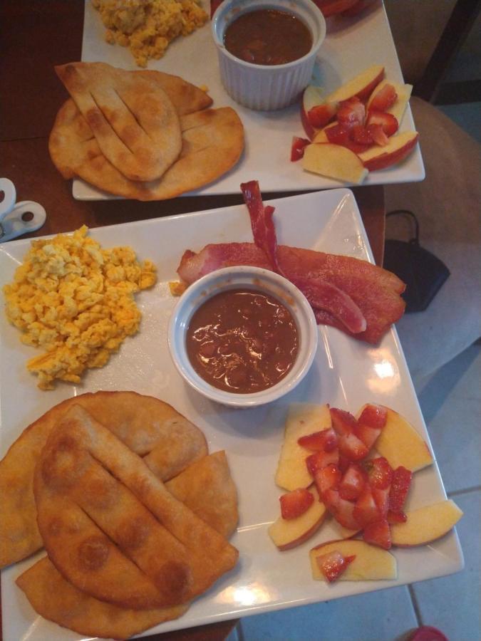Yocamatsu Bed & Breakfast Кайе Колкер Екстериор снимка
